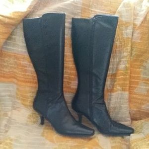 Boots Liz Claiborne
